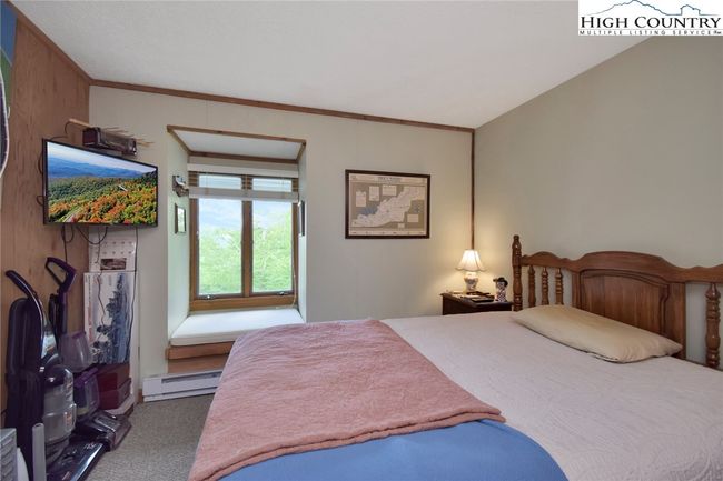B12 - 388 Skyleaf Dr, Condo with 2 bedrooms, 2 bathrooms and null parking in Sugar Mountain NC | Image 23
