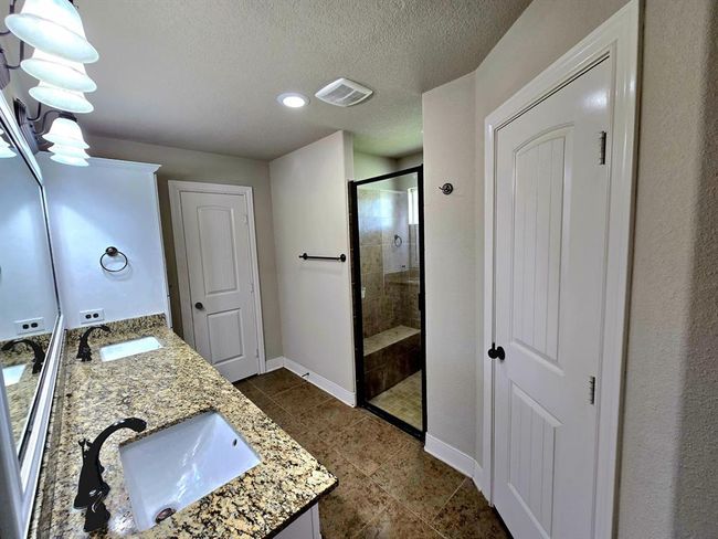 18354 Deerview Ln, Home with 3 bedrooms, 2 bathrooms and 2 parking in New Ulm TX | Image 26