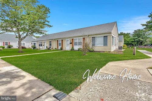 a-326 Nantuckett Ln, MONROE TOWNSHIP, NJ, 08831-1704 | Card Image