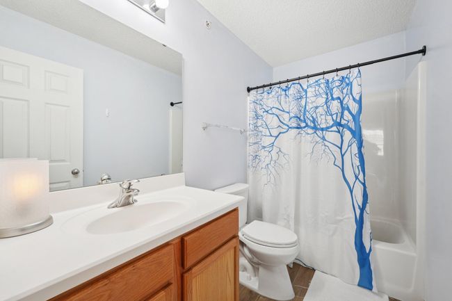 Full Bathroom | Image 11