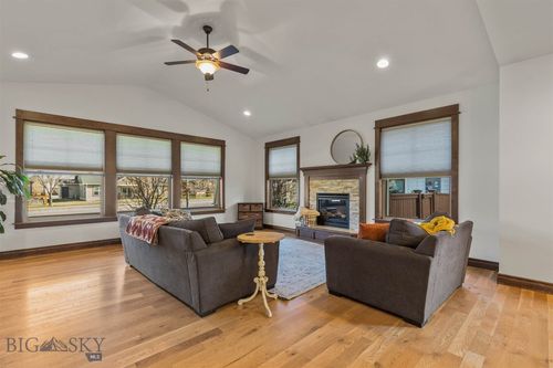 3381 S 27th Ave, Bozeman, MT, 59718-3715 | Card Image