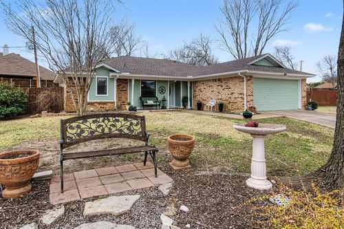 7449 Timberhill Dr, North Richland Hills, TX, 76182-6017 | Card Image