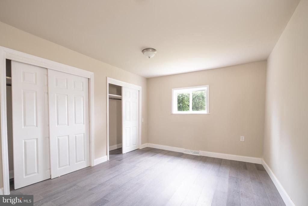 Residential Lease in EWING 4