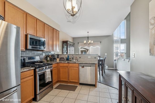 0 - 3108 Clearwater Dr, Condo with 2 bedrooms, 3 bathrooms and 2 parking in Plainfield IL | Image 6