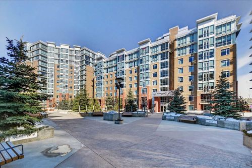402-16 Varsity Estates Cir Nw, Calgary, AB, T3A2C5 | Card Image