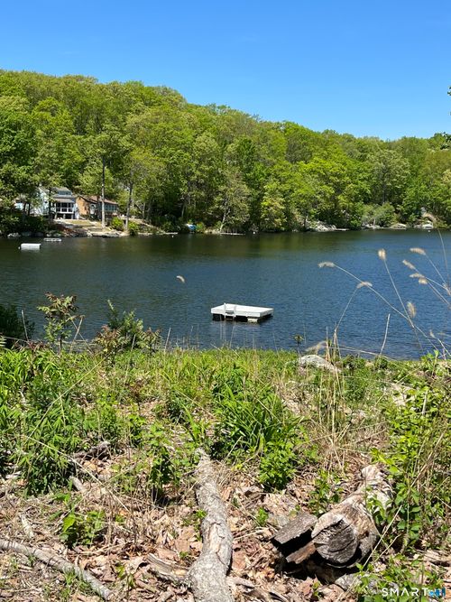 93 Island Rd, North Stonington, CT, 06359-1097 | Card Image