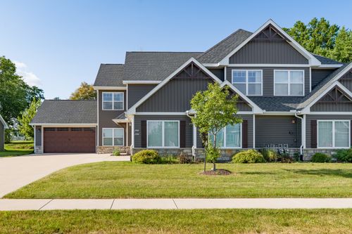 2926-2926 Shanes Way, Bettendorf, IA, 52722-1287 | Card Image
