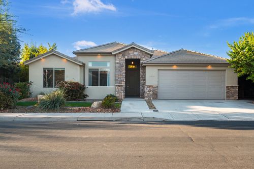 3859 Rachel Dr, Santa Clara, UT, 84765-5478 | Card Image
