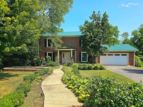 2413 Stonebridge Ln, Bowling Green, KY, 42101-3928 | Card Image