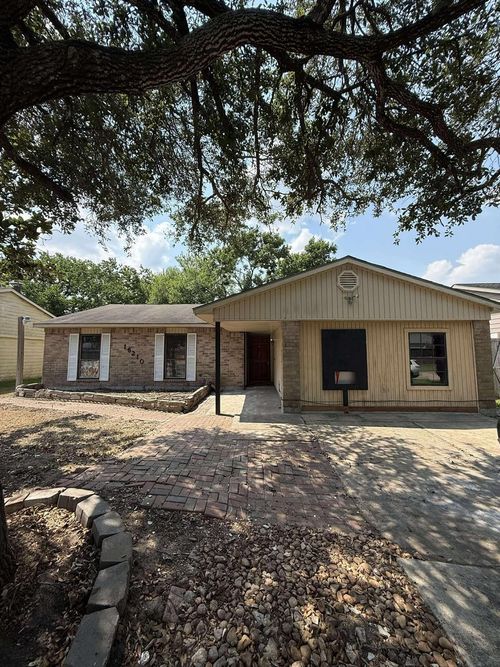 16210 Lazy Ridge Rd, Houston, TX, 77053-4617 | Card Image