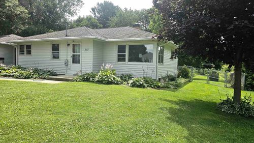 215 E Dean Ave, Madison, WI, 53716-2103 | Card Image