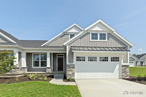 17-7603 Brook Villa Ct, Allendale, MI, 49401-9820 | Card Image