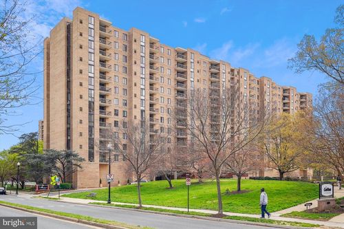 apt-1016-4500 S Four Mile Run Dr, ARLINGTON, VA, 22204-3580 | Card Image