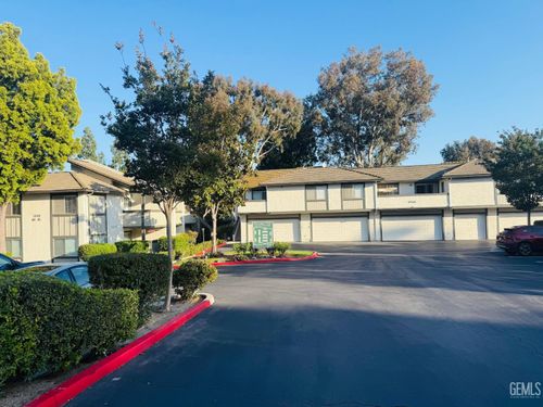 10-1340 E Hillcrest Drive, Thousand Oaks, CA, 91362 | Card Image