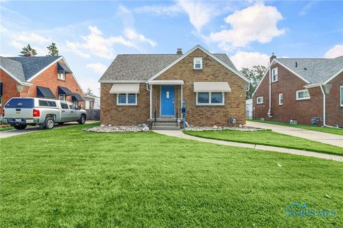 4524 288th St, Toledo, OH, 43611-1919 | Card Image