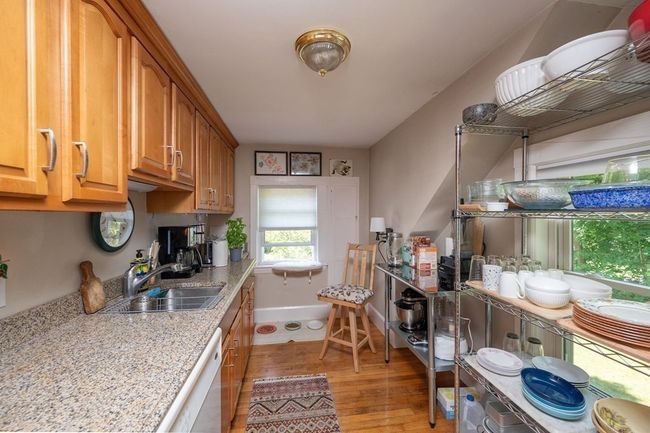 10 - 8 East St, Home with 9 bedrooms, 7 bathrooms and 6 parking in Hingham MA | Image 38