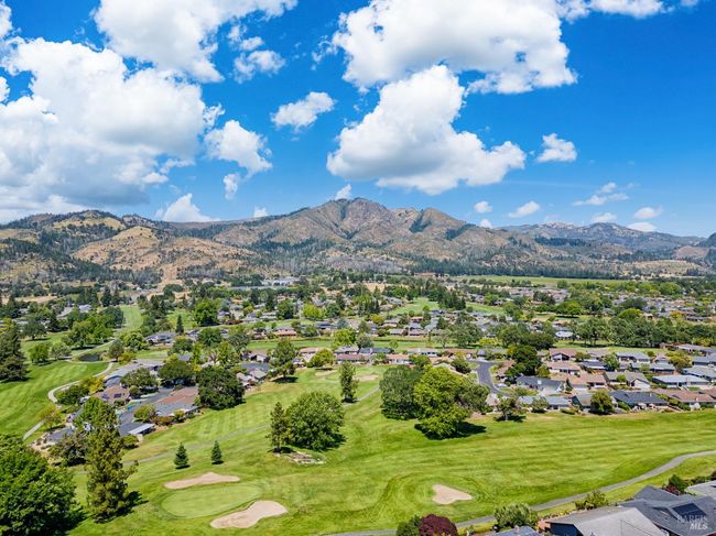 186 Oak Island Dr, House other with 2 bedrooms, 2 bathrooms and 2 parking in Santa Rosa CA | Image 36