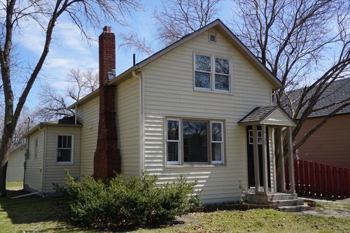 208 2nd St Ne, Barnesville, MN, 56514-3407 | Card Image