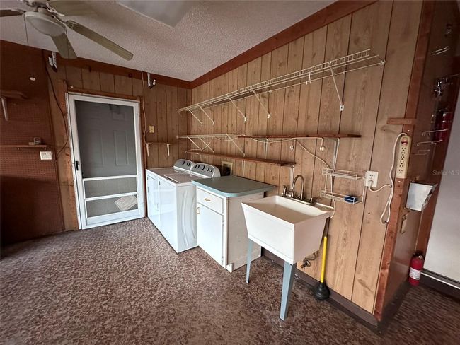 1643 New Abbey Ave, House other with 3 bedrooms, 2 bathrooms and null parking in LEESBURG FL | Image 30