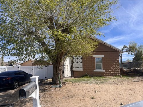 15565 4th, Victorville, CA, 92395 | Card Image