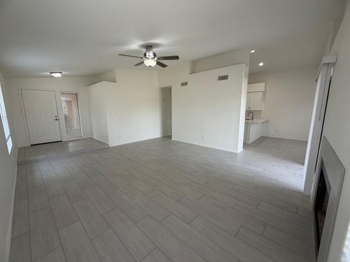 5119 N 78th Dr, Glendale, AZ, 85303-5657 | Card Image