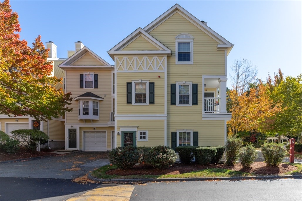 Gazebo Cir, Reading, MA 01867