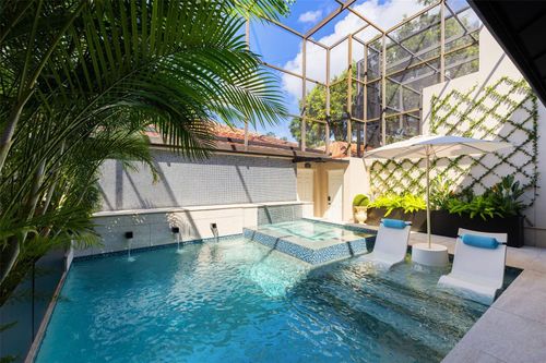4949a-4949 Bayshore Blvd, TAMPA, FL, 33611-3800 | Card Image