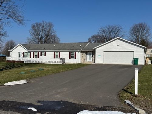 6087 Belle St, Jamestown, PA, 16134-7305 | Card Image