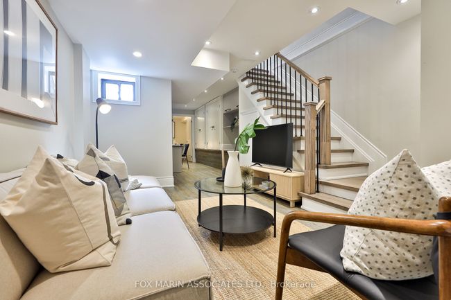 954 Logan Ave, House attached with 4 bedrooms, 4 bathrooms and 2 parking in Toronto ON | Image 32
