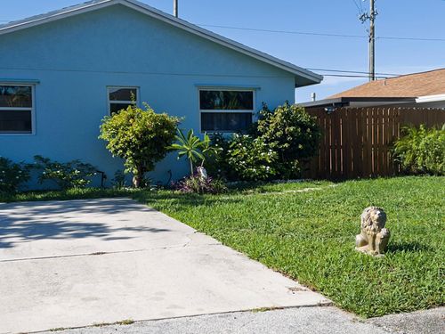 4915 Weymouth St, Lake Worth, FL, 33463-2259 | Card Image
