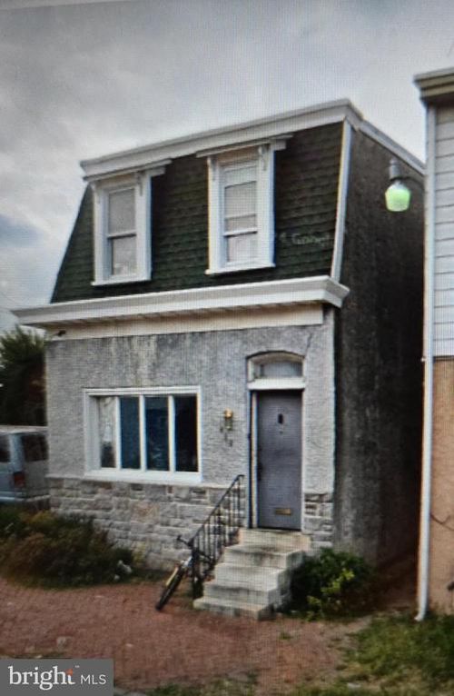 612 W 8th St, CHESTER, PA, 19013-4037 | Card Image