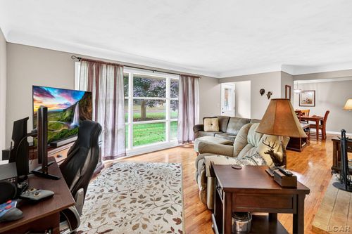 612 High St, Blissfield, MI, 49228-1018 | Card Image