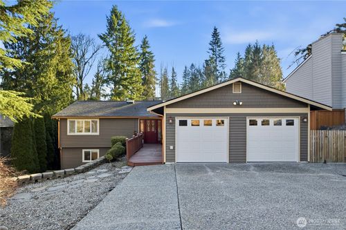 8713 Ne 144th St, Kirkland, WA, 98034-5086 | Card Image