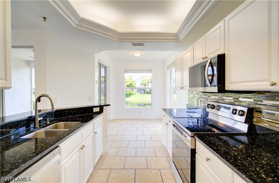 Residential in Naples 5