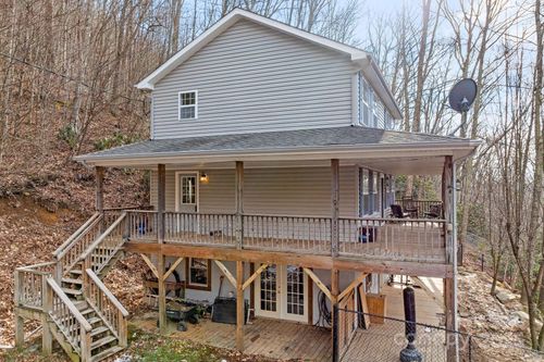 842 Grouse Rd, Clyde, NC, 28721-6751 | Card Image