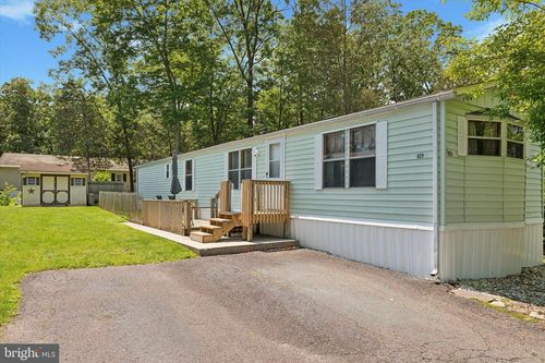 625 Willow Dr, GREEN LANE, PA, 18054-2040 | Card Image