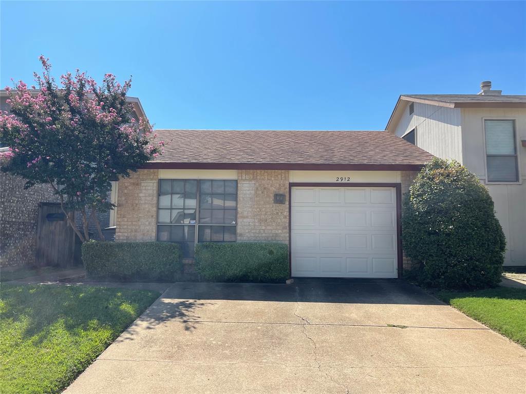 Nova Dr, Garland, TX 75044