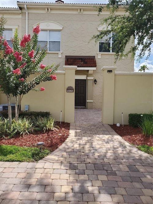 2362 Bella Vista Dr, DAVENPORT, FL, 33897-3672 | Card Image