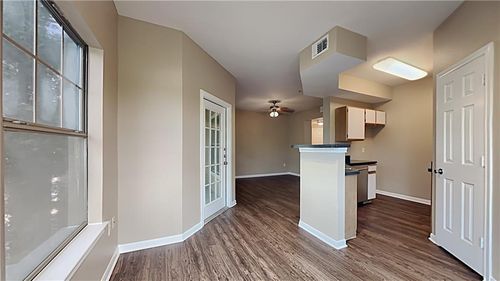 apt-324-2320 Gracy Farms Ln, Austin, TX, 78758-2304 | Card Image