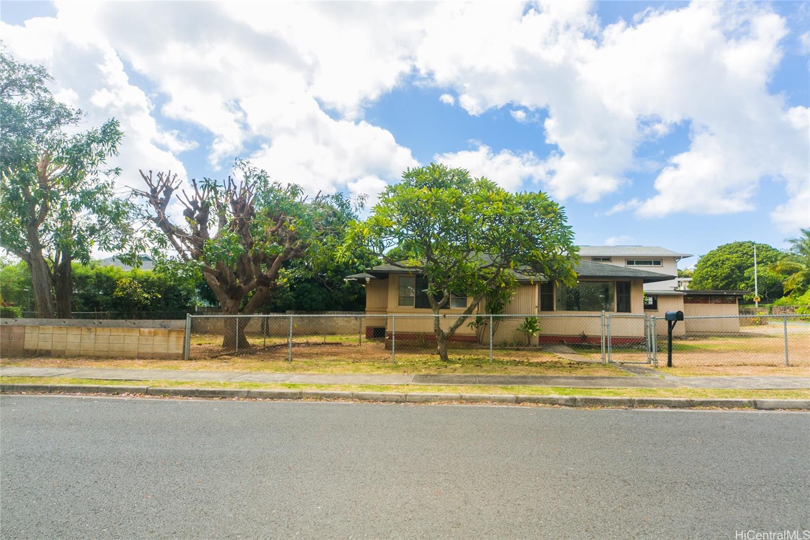 Nohu St, Honolulu, HI 96821
