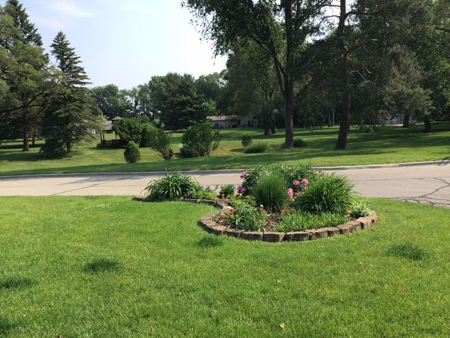 1077 Wedgewood Dr, Condo with 2 bedrooms, 3 bathrooms and null parking in Plainwell MI | Image 17