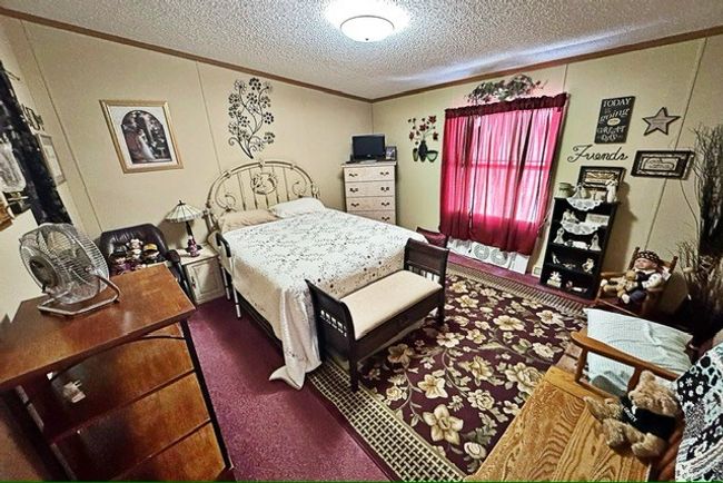 415 Wagner St, House other with 3 bedrooms, 2 bathrooms and 2 parking in Duncombe IA | Image 17