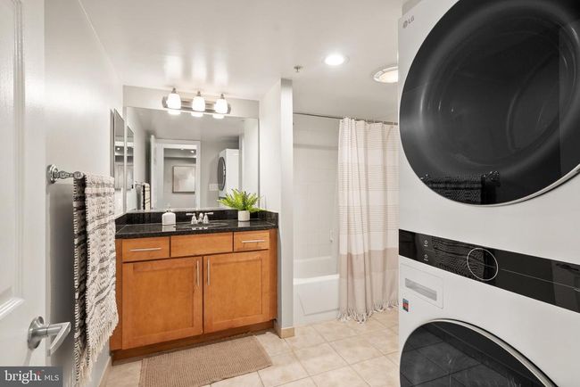 APT-411 - 3401 38 Th St Nw, Condo with 1 bedrooms, 1 bathrooms and null parking in WASHINGTON DC | Image 26