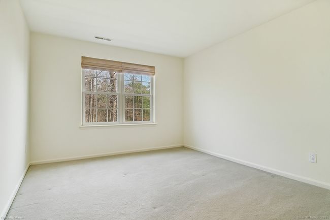 Upper bedroom | Image 25