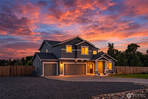 2819 Dapple Gray Way, Ellensburg, WA, 98926-6016 | Card Image