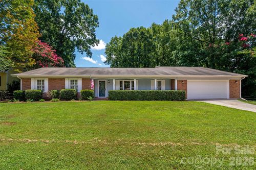 6637 Old Post Rd, Charlotte, NC, 28212-6753 | Card Image