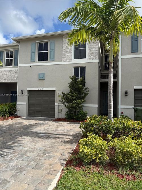 779-779 Se 18th St, Homestead, FL, 33034-5686 | Card Image