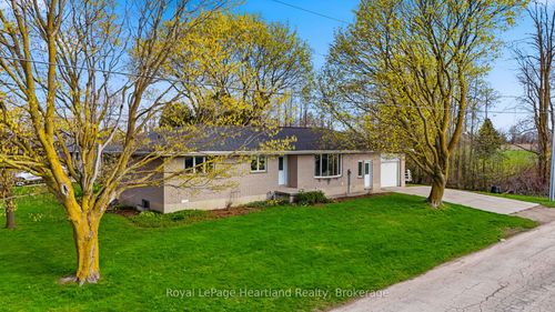 85 William Street E, Minto, ON, N0G1Z0 | Card Image