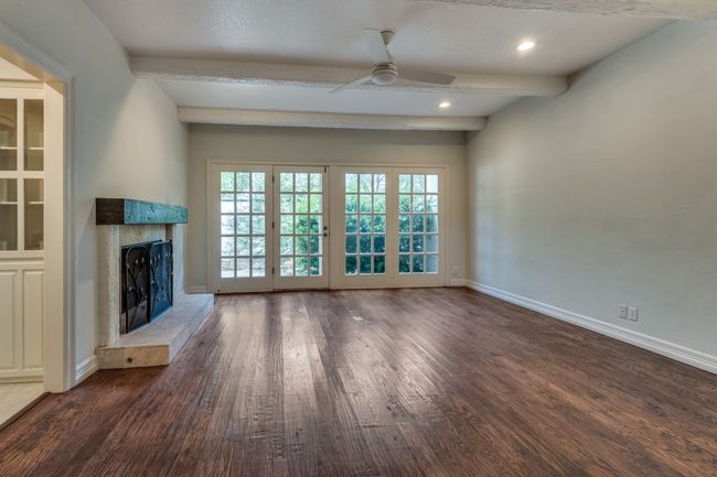 4713 O Connor Ct, Condo with 2 bedrooms, 3 bathrooms and null parking in Irving TX | Image 4