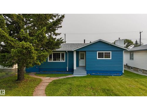 12023 137 Ave Nw, Edmonton, AB, T5E1Z7 | Card Image
